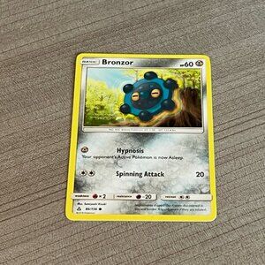 Pokemon Trading Card 2018 - Bronzor